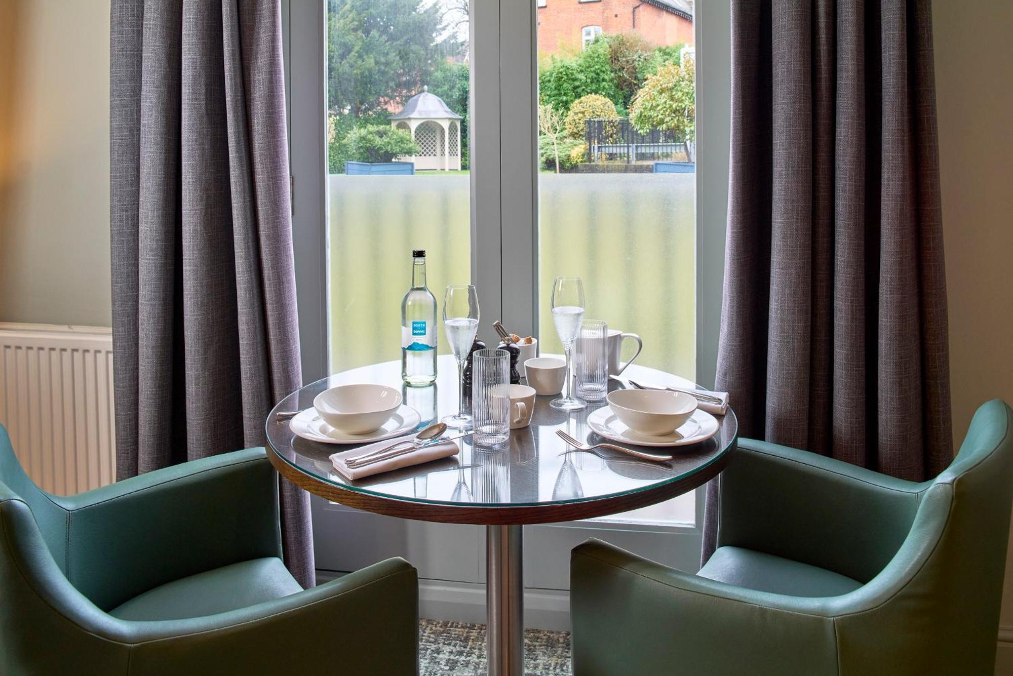 Mandolay Hotel Guildford Exterior foto